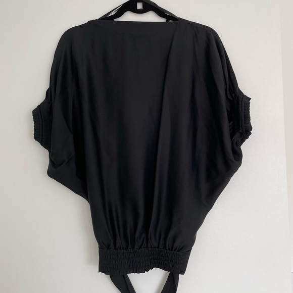 Diane Von Furstenberg Drapey Black Wrap Top - Picture 2 of 6